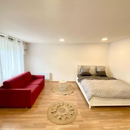 Danielle Et Octave Apartment แคลร์มงต์ ภายนอก รูปภาพ