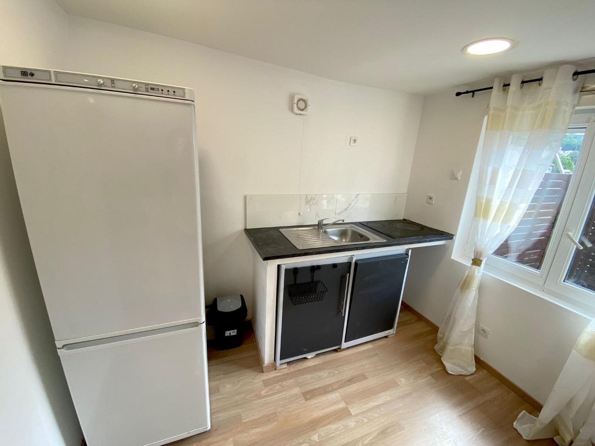 Danielle Et Octave Apartment แคลร์มงต์ ภายนอก รูปภาพ